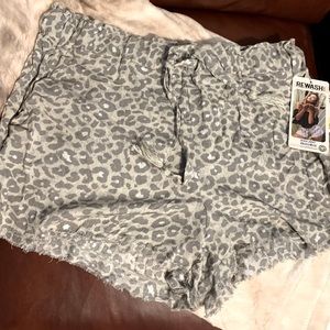 REWASH Gray & White Camo Shorts - XL